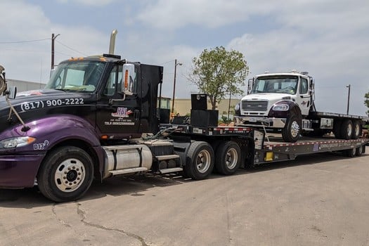 Semi Truck Towing-In-Irving-Texas